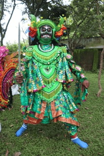 インド東部 西ベンガル州より来日公演！ 東インドの仮面舞踊プルリア チャウ舞踊団 写真